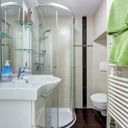 Gruenes Haus * Heringsdorf (Usedom)